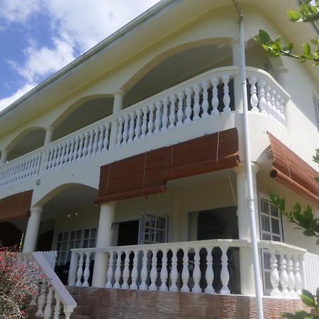 Tropical Garden Self Catering Villa Victoria Eksteriør billede